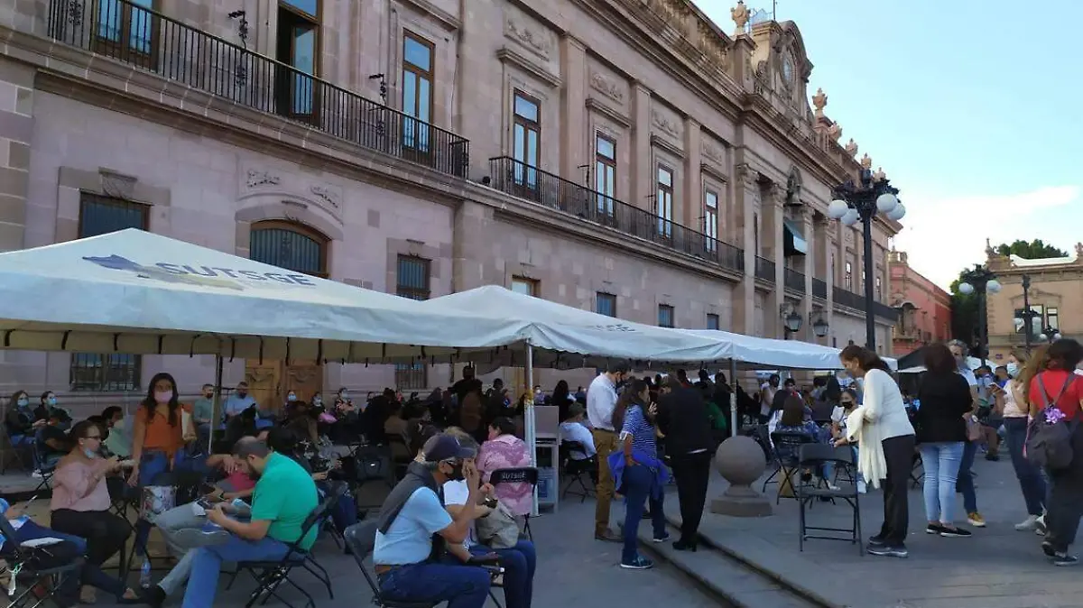 Manifestacion Sutsge Palacio de Gobierno